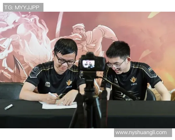 电竞新闻深度解析LNG战队边路渗透策略与战术运用全景剖析 电竞新闻深度解析LNG战队边路渗透策略与战术运用全景剖析